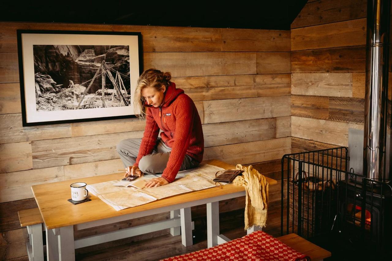 Llechwedd Glamping Hotel Blaenau Ffestiniog Exterior photo